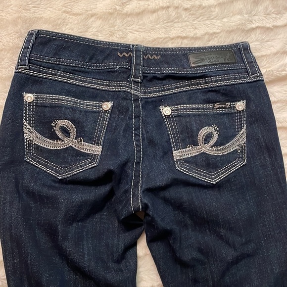 Dark jeans size 29. Like new. - Picture 6 of 6